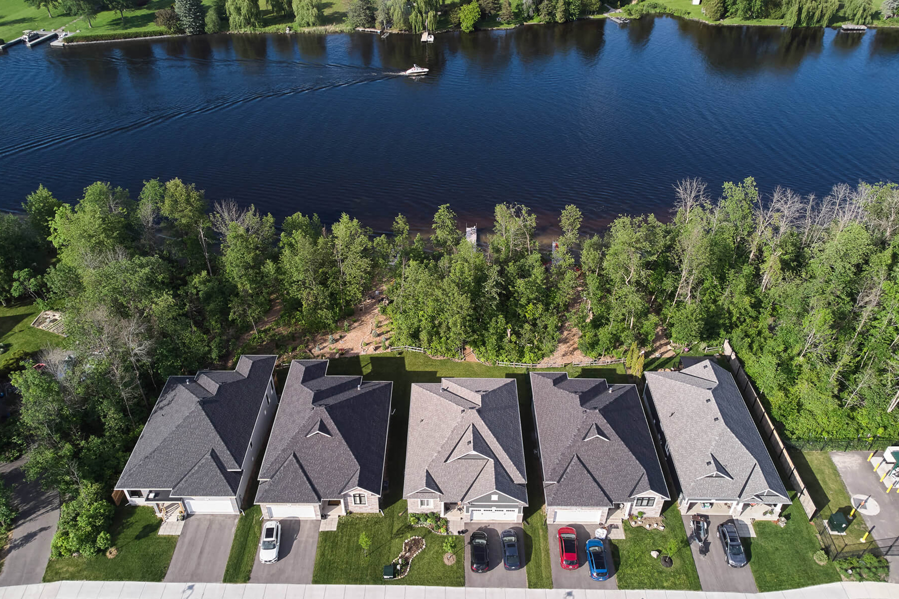 Riverwalk Manotick Gallery Image 10